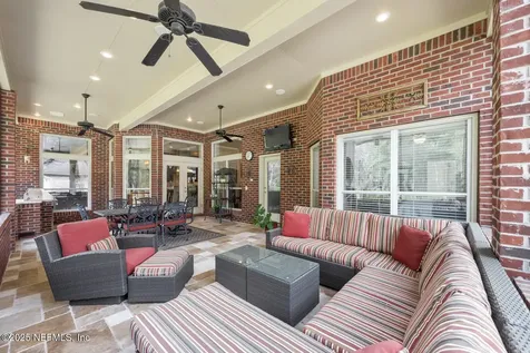 8627 Pebble Creek Lane Jacksonville FL 32256