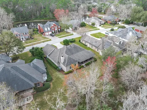 8627 Pebble Creek Lane Jacksonville FL 32256