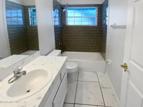 4562 Crystal Brook Way Jacksonville FL 32224