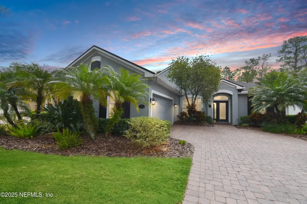 1612 Victoria Gardens Drive Deland FL 32724