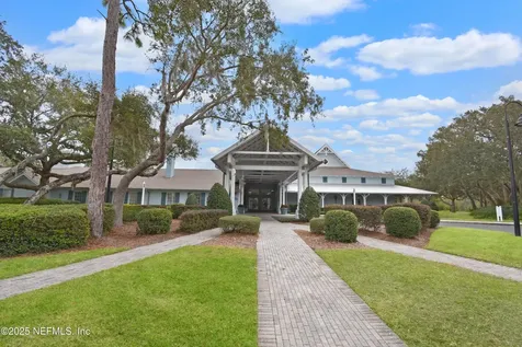 1612 Victoria Gardens Drive Deland FL 32724