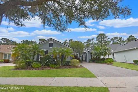 1612 Victoria Gardens Drive Deland FL 32724