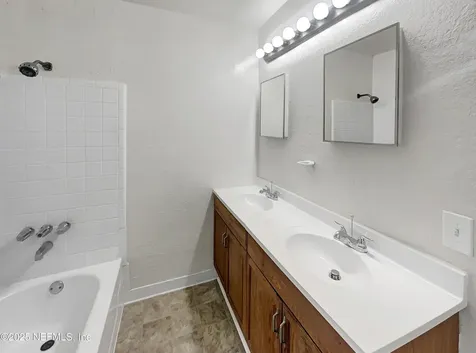5804 Poitier Drive Jacksonville FL 32209