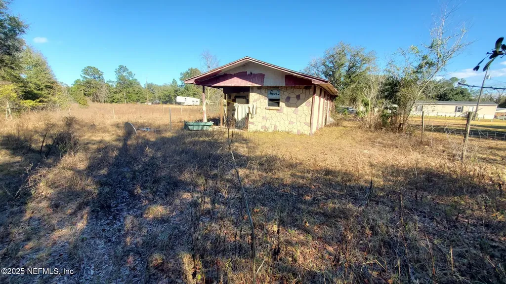 219 Anthony Avenue Interlachen FL 32148
