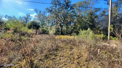 127 Cherokee Avenue Interlachen FL 32148