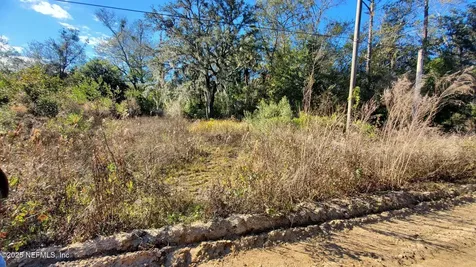 127 Cherokee Avenue Interlachen FL 32148
