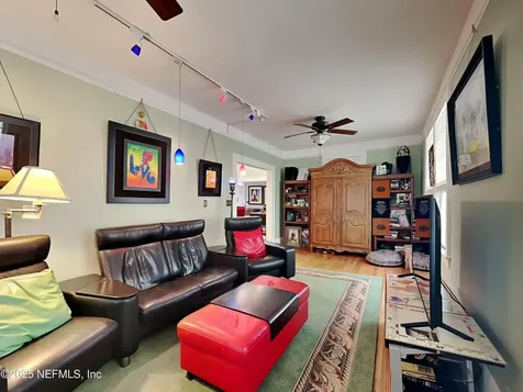 2528 Herschel Street Jacksonville FL 32204