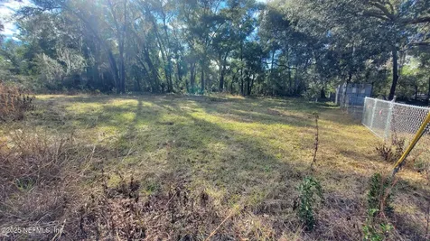 235 Hayes Drive Interlachen FL 32148