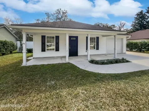 1715 Julia Street Green Cove Springs FL 32043
