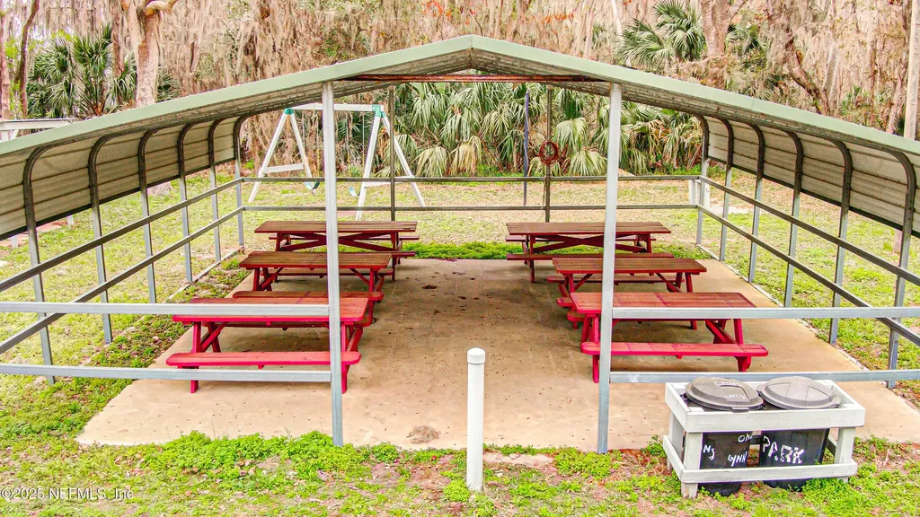 122 Gardenia Avenue Georgetown FL 32139
