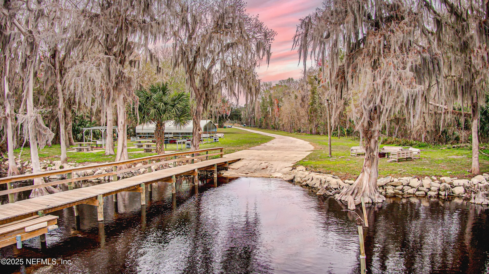 122 Gardenia Avenue Georgetown FL 32139