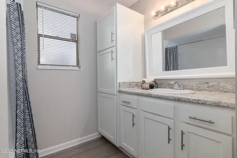 8109 Colonnade Court W Jacksonville FL 32244