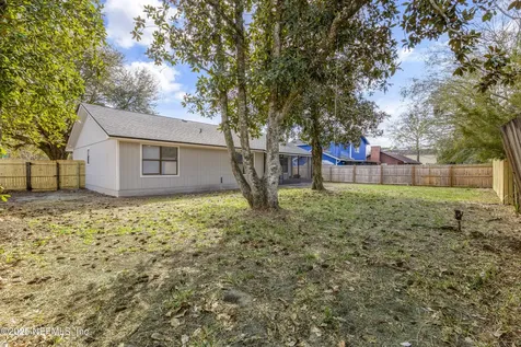 8109 Colonnade Court W Jacksonville FL 32244