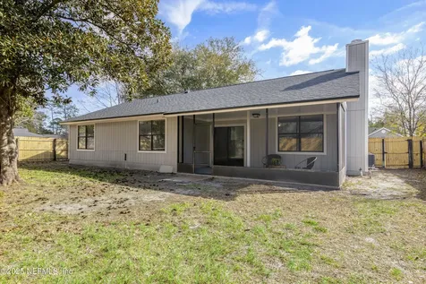 8109 Colonnade Court W Jacksonville FL 32244