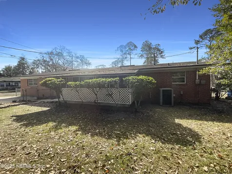 219 Ivy Street Macclenny FL 32063