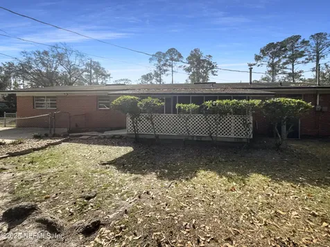 219 Ivy Street Macclenny FL 32063