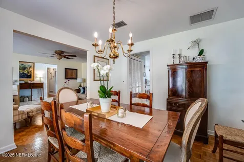 8481 Philrose Drive W Jacksonville FL 32217