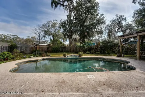 8481 Philrose Drive W Jacksonville FL 32217