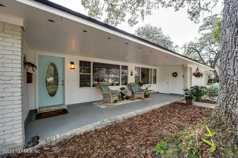 8481 Philrose Drive W Jacksonville FL 32217