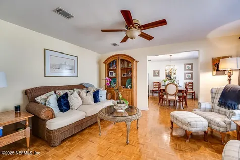8481 Philrose Drive W Jacksonville FL 32217