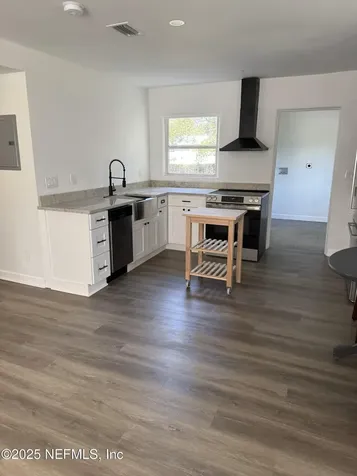 8219 Dickie Drive Jacksonville FL 32216