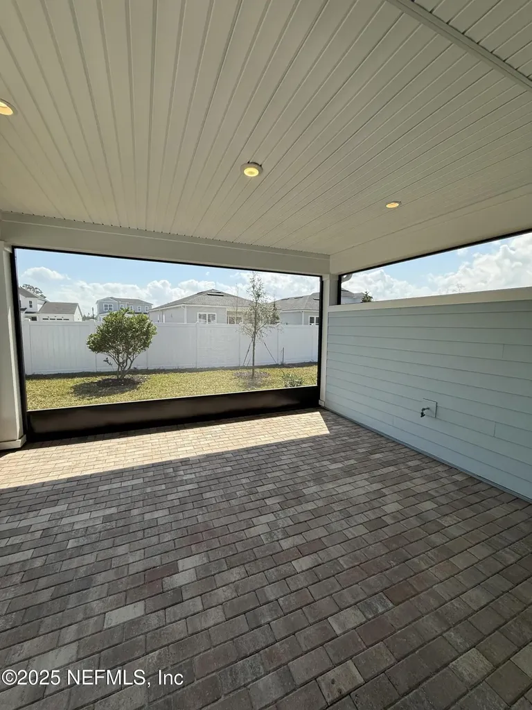 11 Wimbledon Way Palm Coast FL 32164