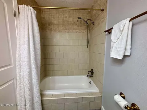 3928 Edidin Drive Jacksonville FL 32277