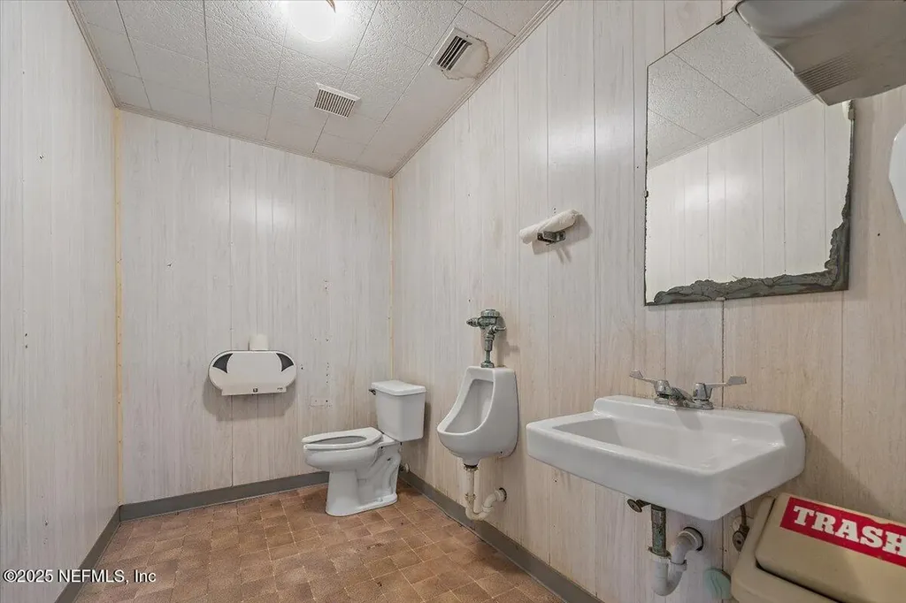551625 Us Highway 1 Hilliard FL 32046