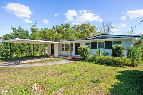 2509 Columbine Drive N Jacksonville FL 32211