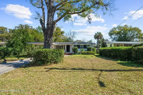 2509 Columbine Drive N Jacksonville FL 32211
