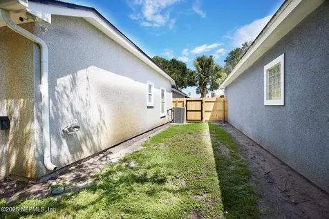 1524 Linkside Drive Atlantic Beach FL 32233