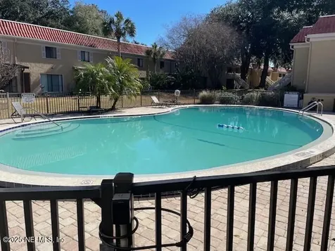 5811 Atlantic Boulevard Jacksonville FL 32207