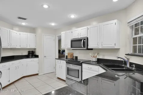 13233 Pecky Cypress Drive Jacksonville FL 32223