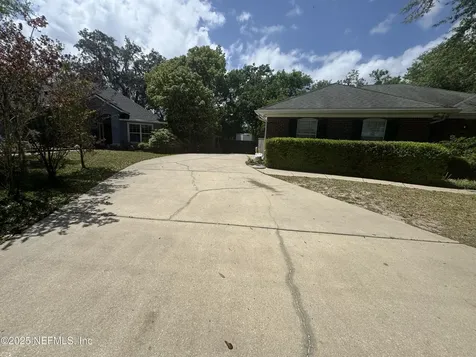 2924 Captiva Bluff Road S Jacksonville FL 32226