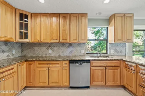 2273 The Woods Drive E Jacksonville FL 32246
