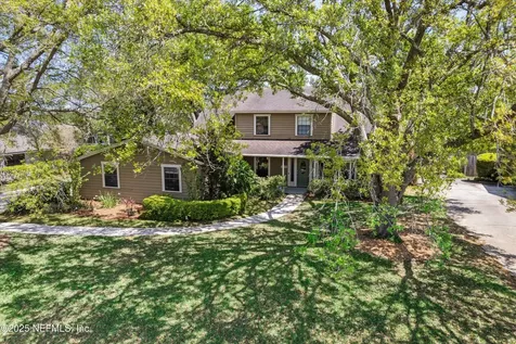 2273 The Woods Drive E Jacksonville FL 32246