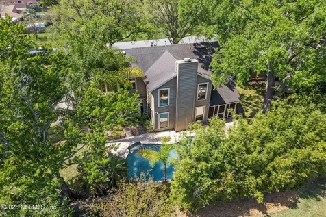 2273 The Woods Drive E Jacksonville FL 32246