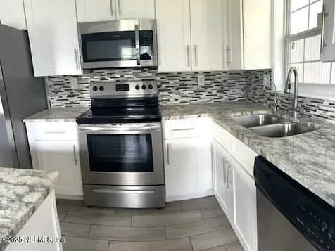 4421 Melvin Circle E Jacksonville FL 32210
