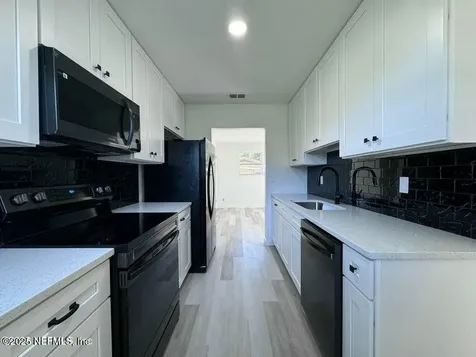 6747 Miss Muffet Lane S Jacksonville FL 32210