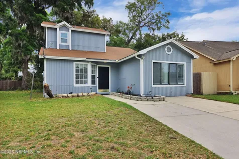 217 Aquarius Circle N Jacksonville FL 32216