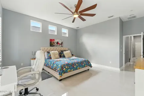 6165 Eclipse Circle Jacksonville FL 32258