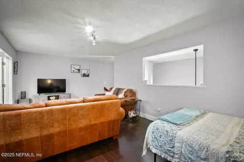 1216 Radis Place Jacksonville FL 32225
