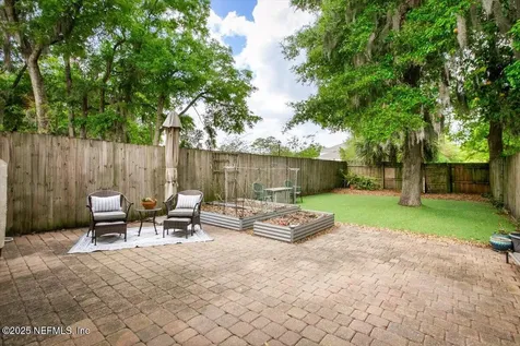 1216 Radis Place Jacksonville FL 32225