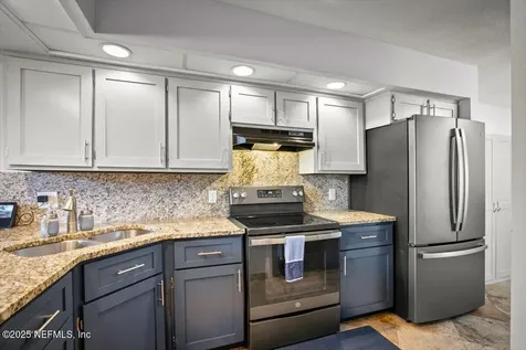 1216 Radis Place Jacksonville FL 32225