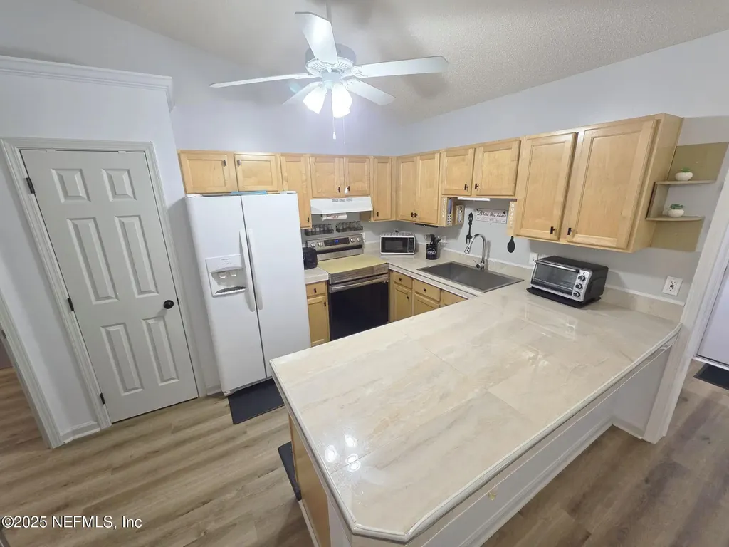 231 3rd (includes Adjacent Lot) Street W Baldwin FL 32234