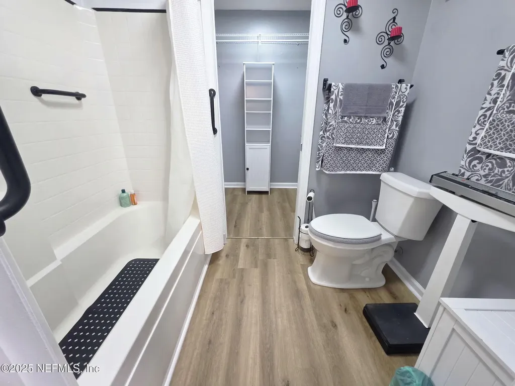 231 3rd (includes Adjacent Lot) Street W Baldwin FL 32234