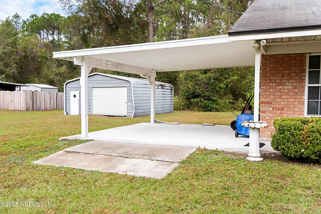 231 3rd (includes Adjacent Lot) Street W Baldwin FL 32234