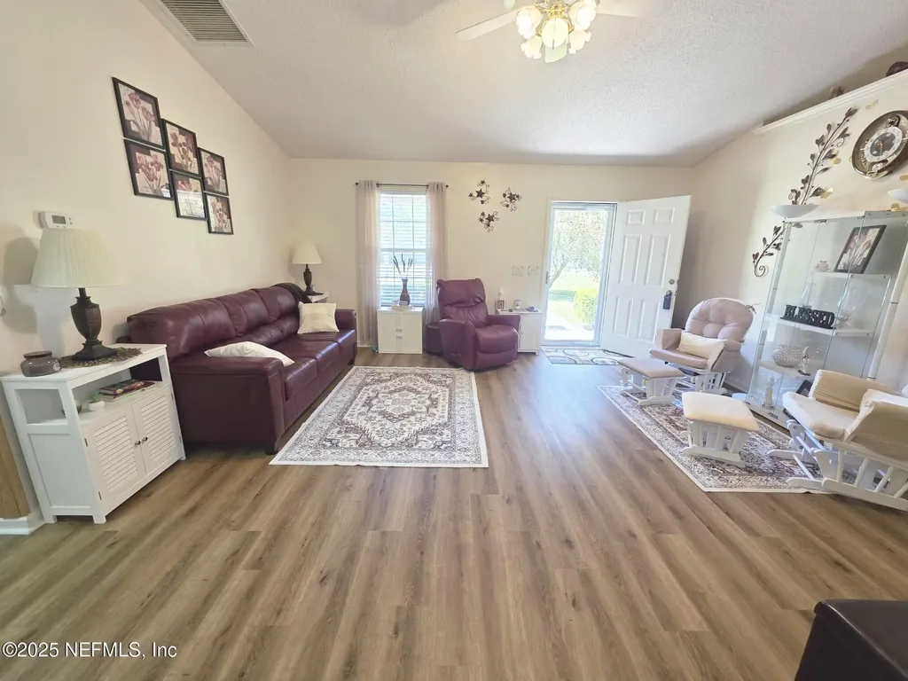 231 3rd (includes Adjacent Lot) Street W Baldwin FL 32234