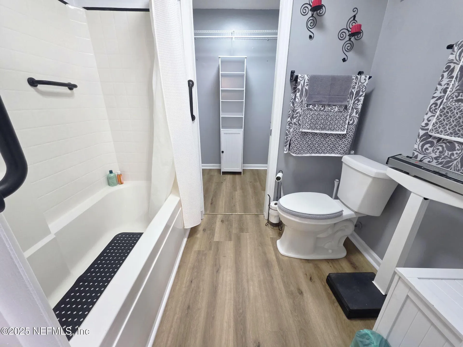 231 3rd (includes Adjacent Lot) Street W Baldwin FL 32234