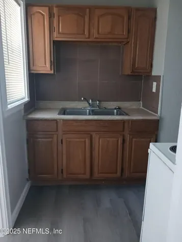 8037 Marion Circle Jacksonville FL 32208